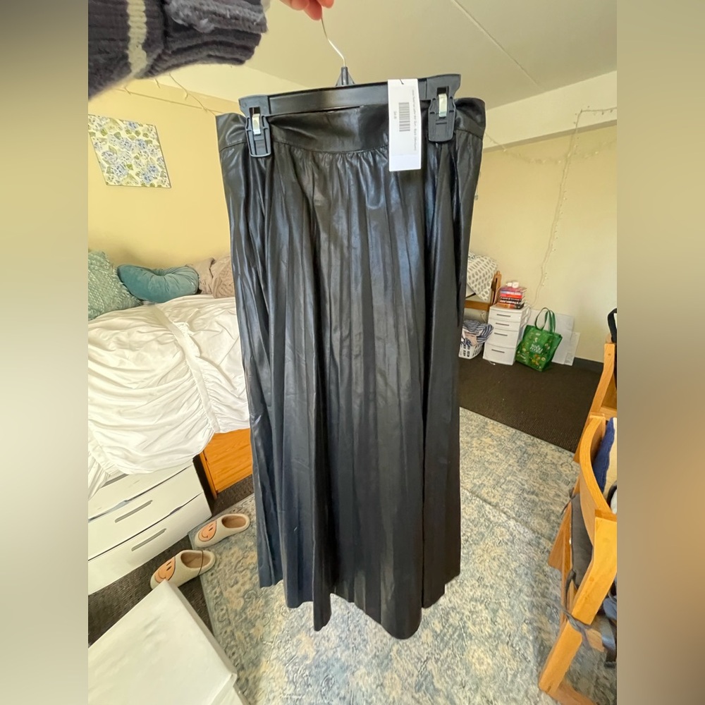 Black Leather Pleated Skirt